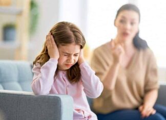 emocionalno nedostupan roditelj, emocionalna nedostupnost, narcisoidni poremećaj ličnosti, granični poremećaj ličnosti, roditeljstvo, odrastanje, nestabilno odrastanje, nezdravi odnosi, sebičnost