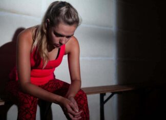 Ćerke i očevi narcisi: Pogrešna uverenja i posledice ćerke, očevi, ćerke i očevi, narcisi, narcisoidni očevi, posledice, mentalno zdravlje, perfekcionizam, narcisoidni poremećaj ličnosti