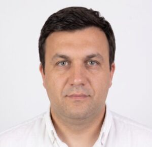 dr Tamas Takac